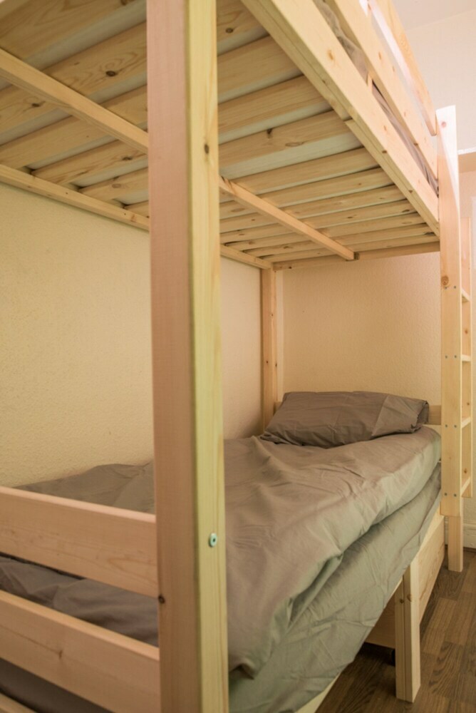 Edina � Bright City Centre Apartment