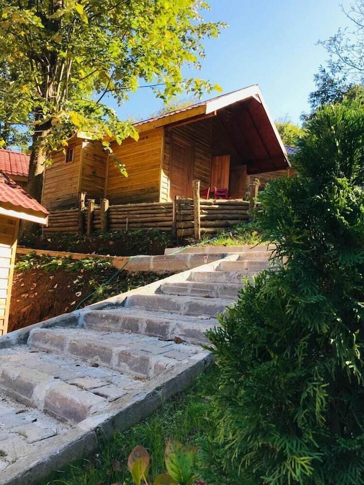 Cabana Yesil Dus Vadisi Bungalow Restoran