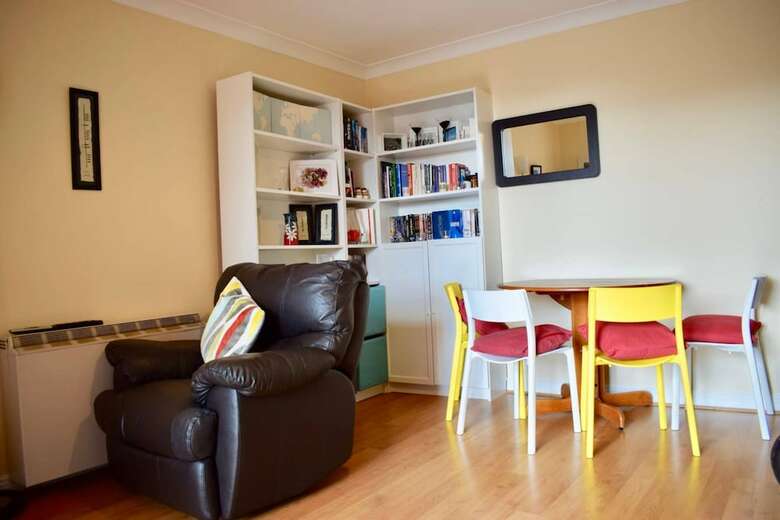 Apartamento Colourful And Cosy 2 Bed In Ifsc With Balcony