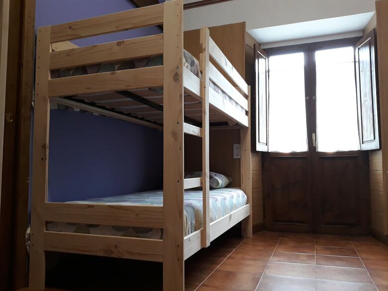 Hostal Albergue La Vargona