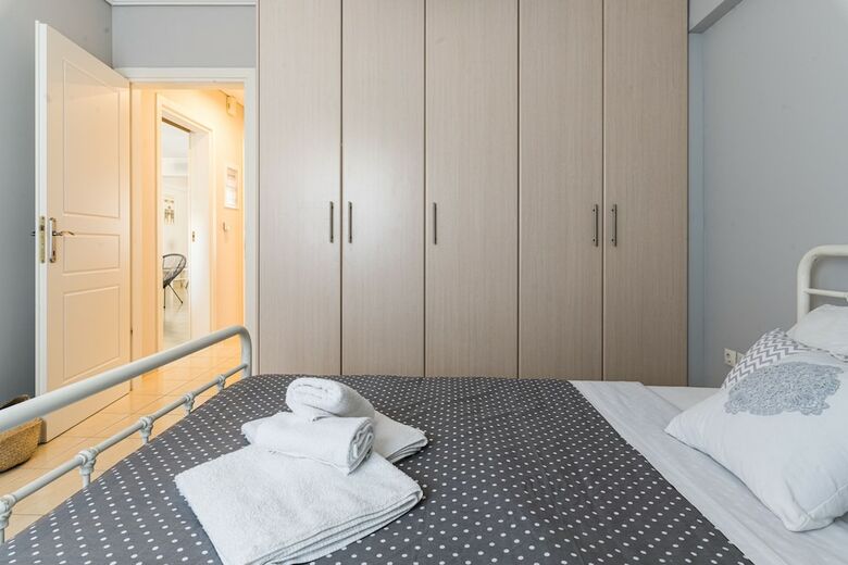 Elise Apartment Airport  By Airstay