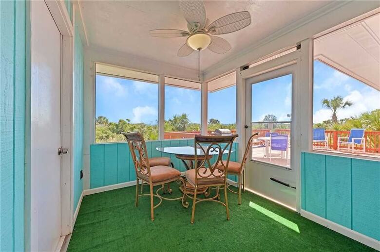 Ocean Paradise, 3 Bedrooms, Ocean Front, Wifi, Sleeps 10