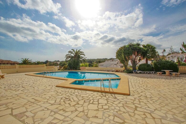 Dina - Mediterranean Bungalow In Moraira