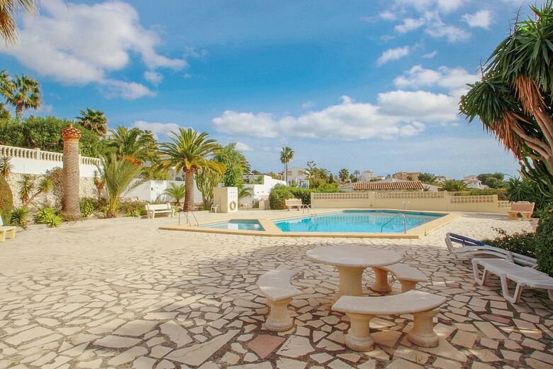 Dina - Mediterranean Bungalow In Moraira