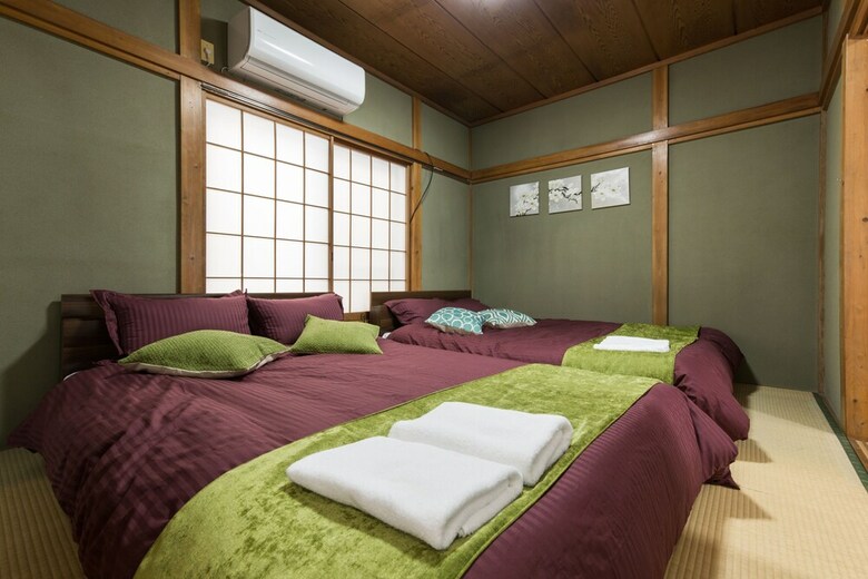 Higashimukoujima A