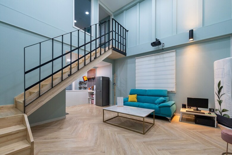 Stellar Domus  Sd Poolvila & Pension