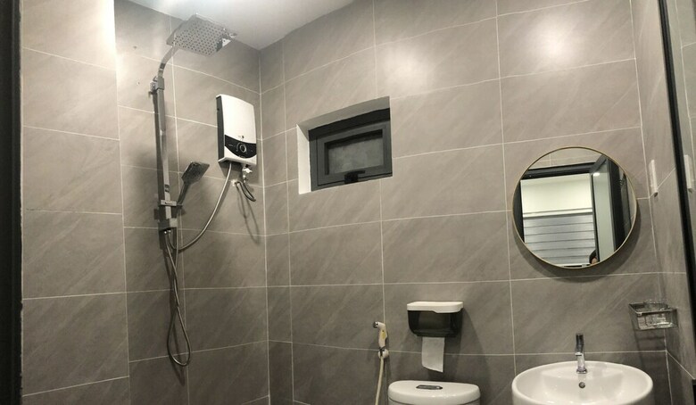 [1988 Home] - Apartments @ Center District 1