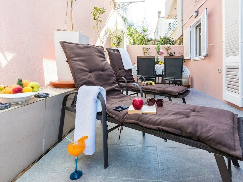 Apartments Rose Pool