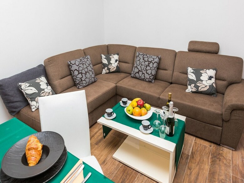 Apartments Rose Pool