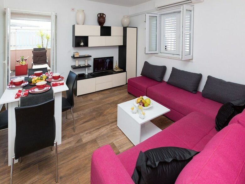 Apartments Rose Pool