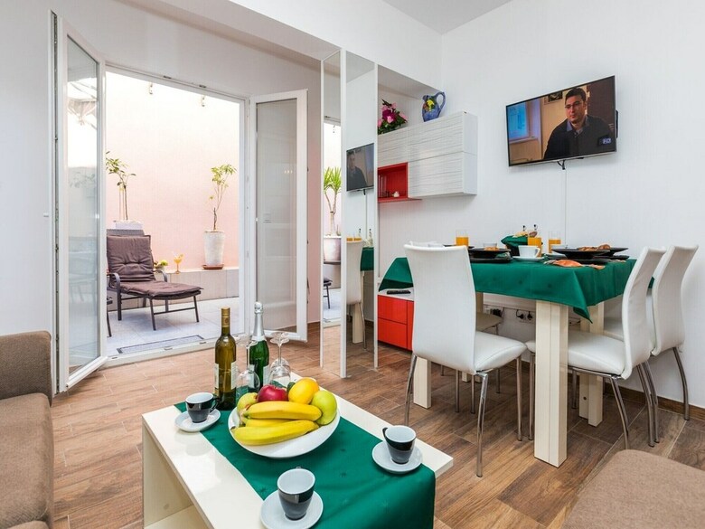 Apartments Rose Pool