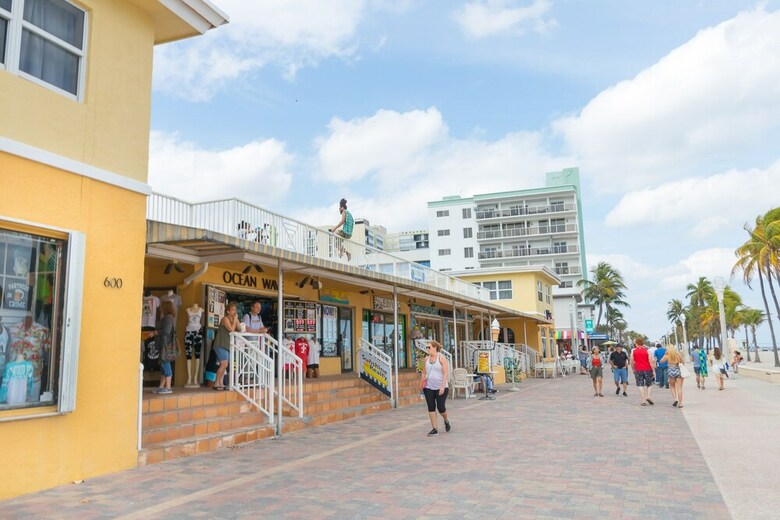 654 City View Apartment Hollywood Beach