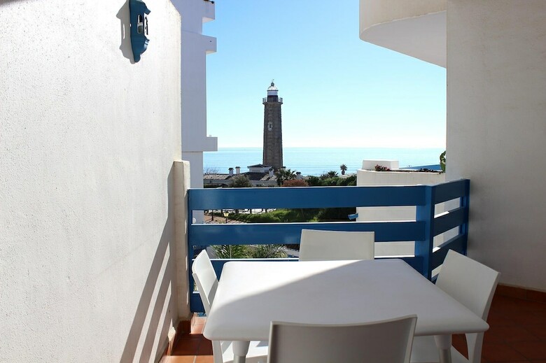 Apartamentos El Faro 2