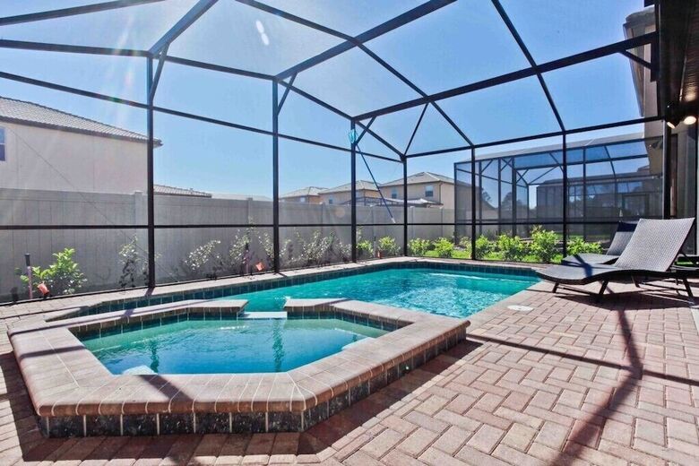 Luxury 5 Bedroom Private Pool Ihr 1019
