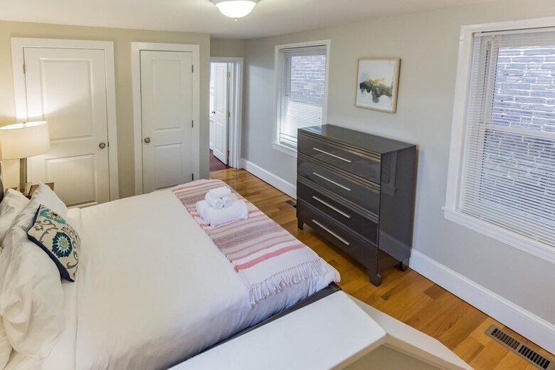 Apartamento 1215 E Columbia