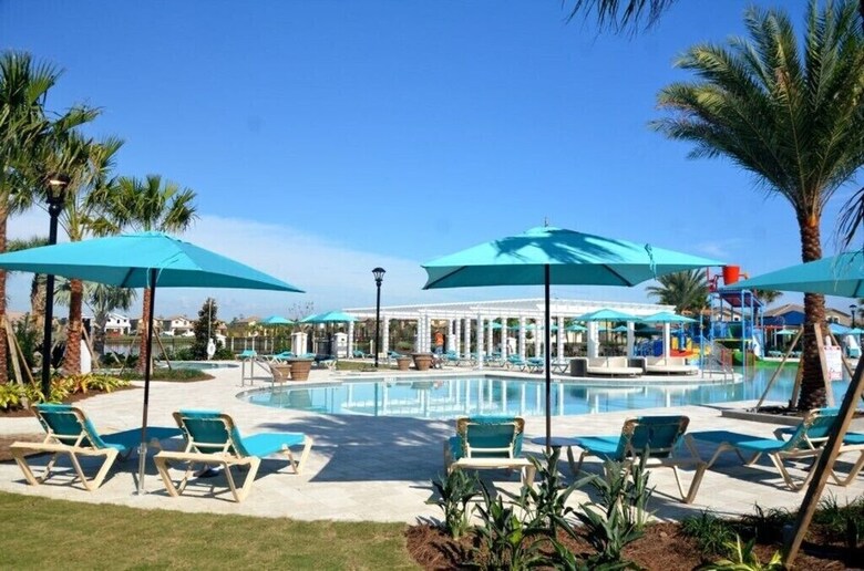 Villa Windsor At Westside Ihr 3101