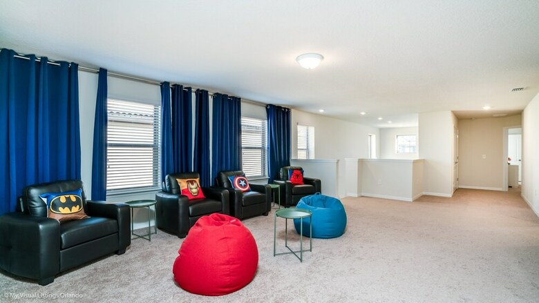 5445 Luxury 6 Bedroom 4.bath Home With Spa