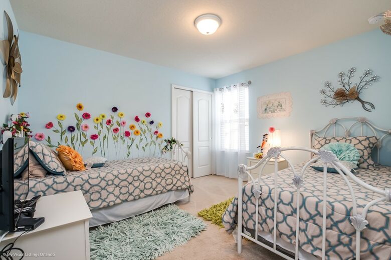 8887menton Ultimate 8 Bedroom 6 Bathroom Windsor