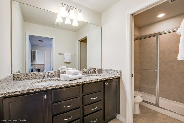 8887menton Ultimate 8 Bedroom 6 Bathroom Windsor
