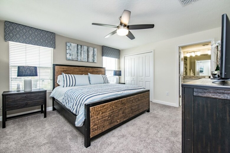 Villa 9043dd00