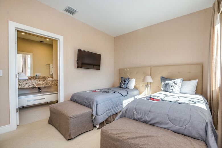 Magic Village Resort Property 2 Mins To Disney