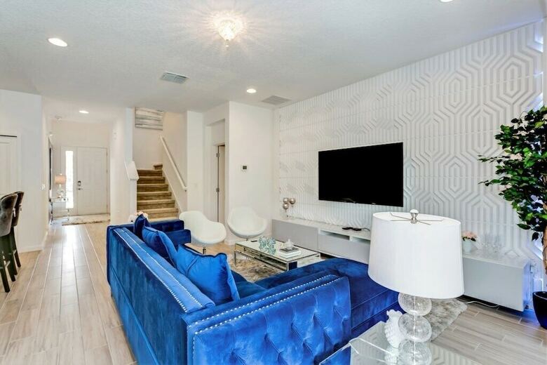 518mb New And Modern 8 Bedroom 5 Bathroom Villa
