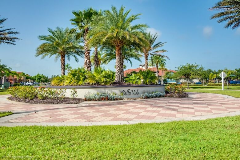 518mb New And Modern 8 Bedroom 5 Bathroom Villa