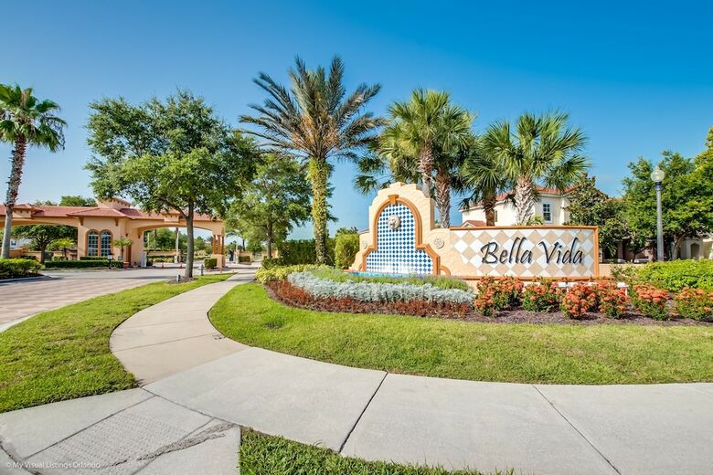 518mb New And Modern 8 Bedroom 5 Bathroom Villa