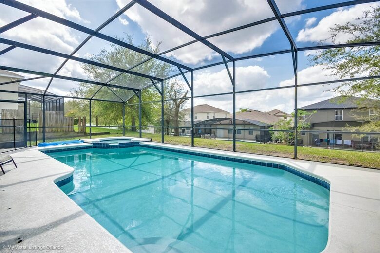 908cov Spacious 5 Bedroom 3 Bathroom