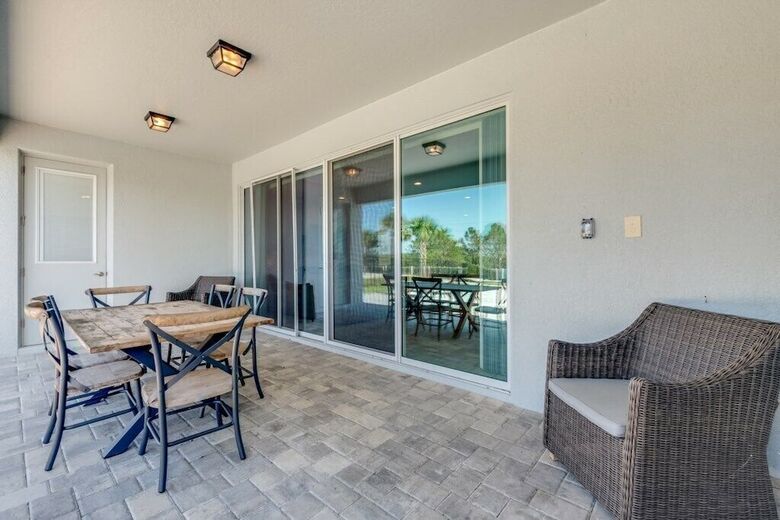 Amazing 11 Bedroom Encore Resort Porperty