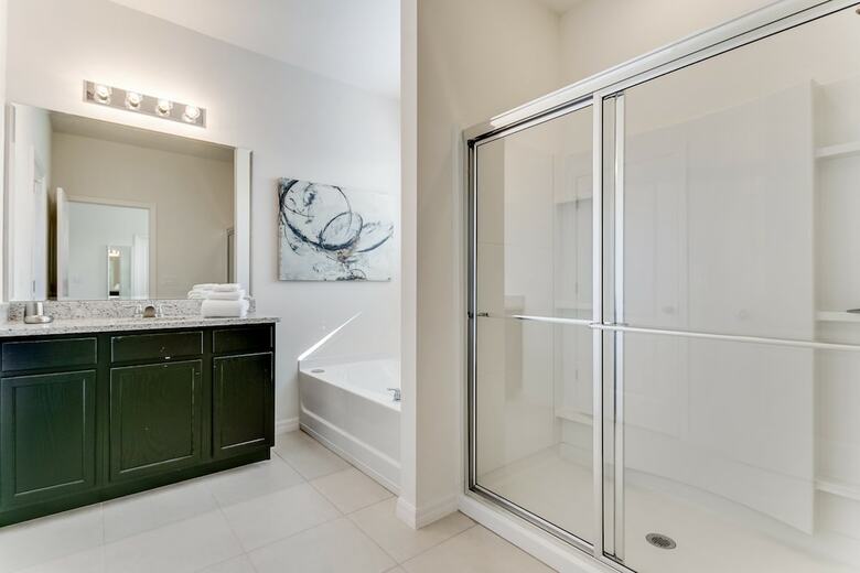 7049 Oakwo Luxury 6 Bedroom 4.bath Home With Spa