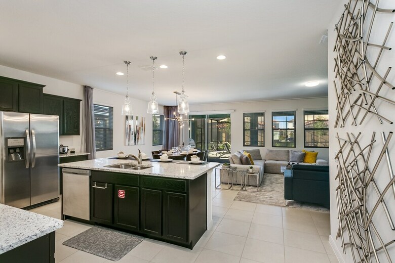 7049 Oakwo Luxury 6 Bedroom 4.bath Home With Spa