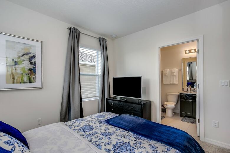 6070boa Luxury 6 Bedroom 4.bath Home With Spa