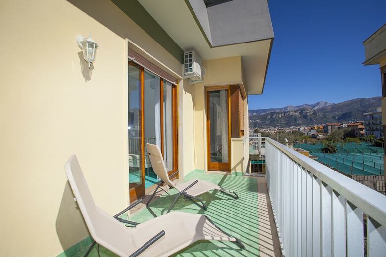Apartamento Dellamura House