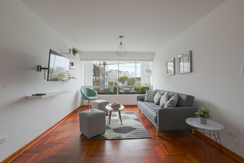 Apartamentos Hermoso Dpto Ubicado En El Centro de Miraflores