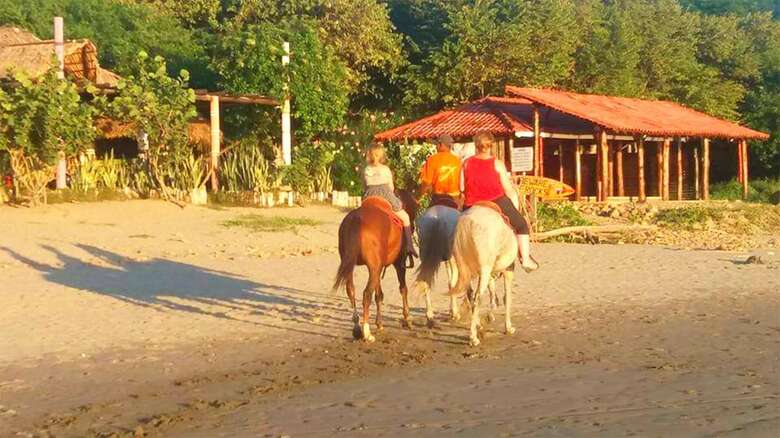 Hotel Playa Hermosa Ecolodge