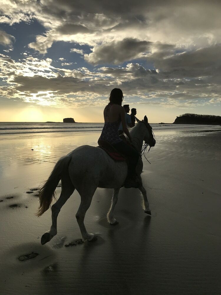 Hotel Playa Hermosa Ecolodge