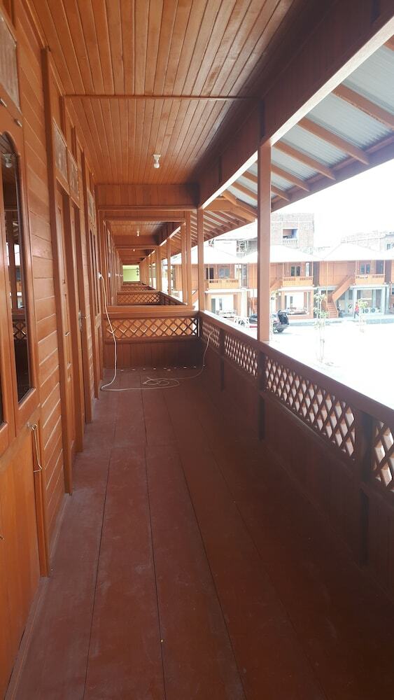Hotel Granada Inn Palu