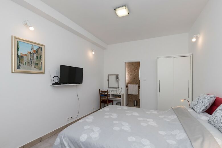 Hostal Room Primi