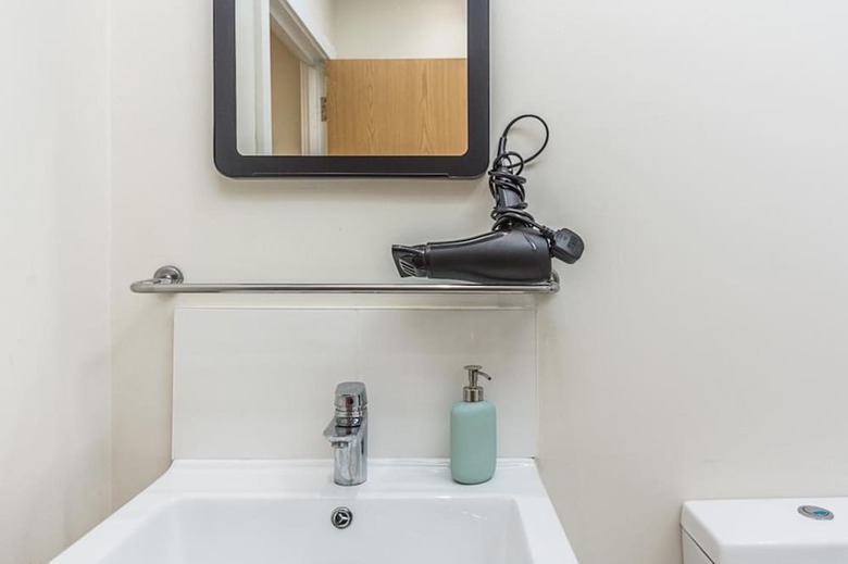 Luxurious Modern One Bedroom Apartment