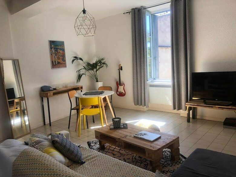 Apartamento Au Calme de La Barbacane