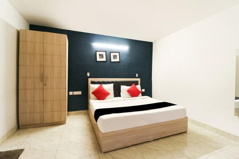 Adb Rooms Hotel Nazeer