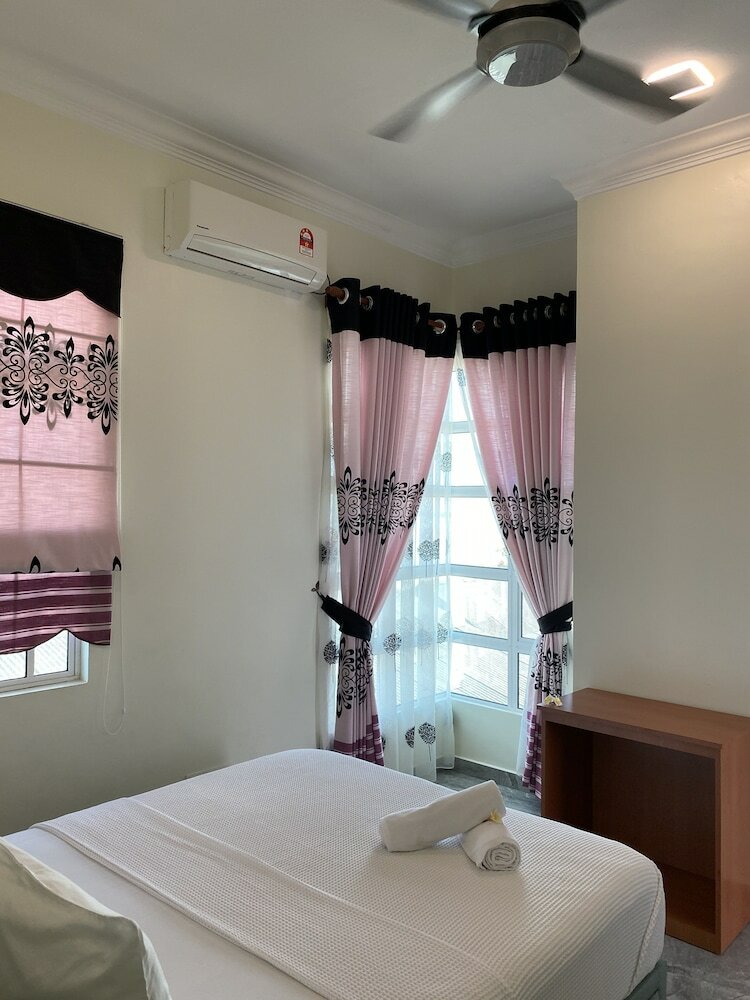 Hotel Che Beach House