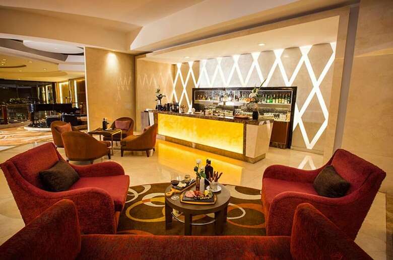 The Grand Fourwings Convention Hotel