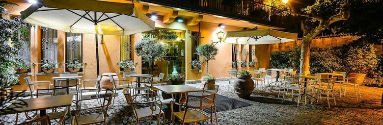 Hotel Don Abbondio