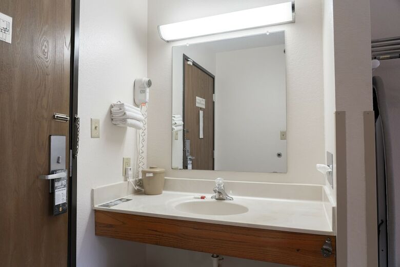 Motel Super 8 By Wyndham Elgin