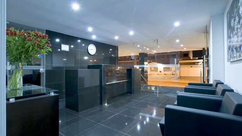 122 Plaza Apartahotel