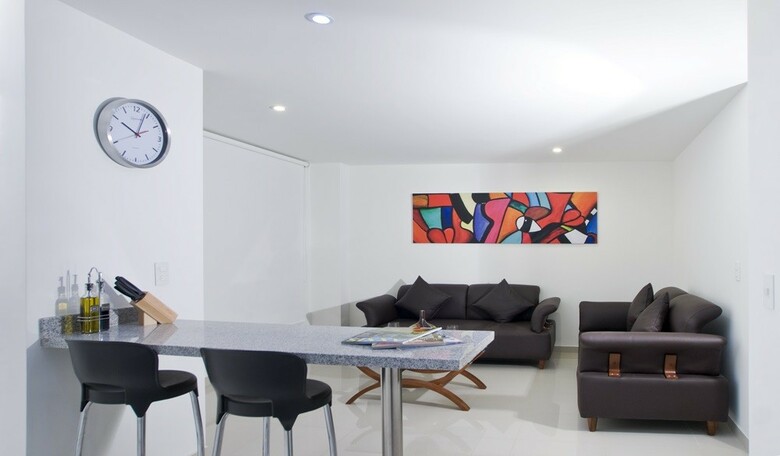 122 Plaza Apartahotel