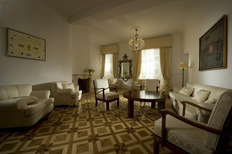 Apartamentos Antiq Palace Residences