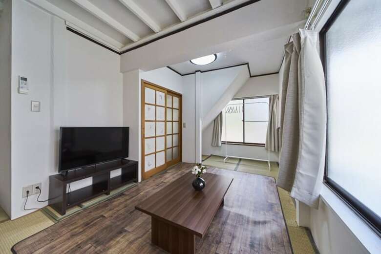 Tateishi House Hotel